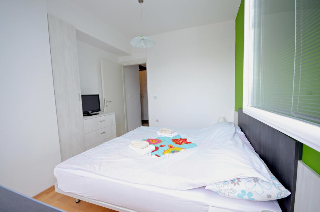 Aries Apartments 비톨라 객실 사진
